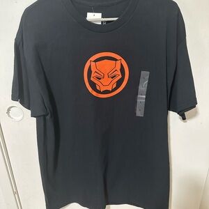 Black Panther Marvel Wakanda Forever T-shirt #WakandaForever